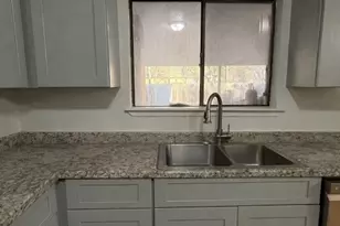 13935 Little Leaf Dr, San Antonio, TX 78247 - Photo 6