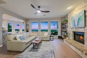10613 Pointe View Dr, Austin, TX 78738 - Photo 16
