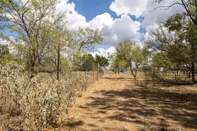 1265 Bugtussle Lane, Luling, TX 78648 - Photo 10