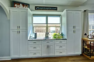 305 Lightcliff St, Hutto, TX 78634 - Photo 6