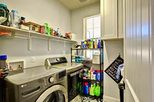 305 Lightcliff St, Hutto, TX 78634 - Photo 14