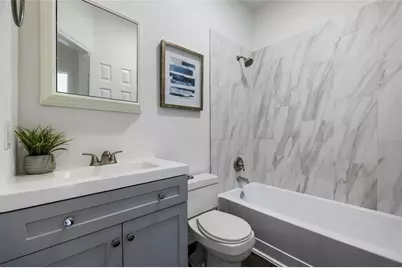 915 22nd 1/2 Street W #101, Austin, TX 78705 - Photo 6