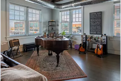 102 E Second Street #201, Taylor, TX 76574 - Photo 18