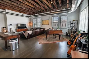 102 E 2nd St, Taylor, TX 76574 - Photo 20