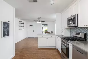 2591 Spring Valley Dr, Dripping Springs, TX 78620 - Photo 10
