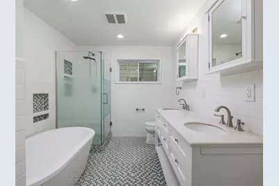 2591 Spring Valley Drive, Dripping Springs, TX 78620 - Photo 10