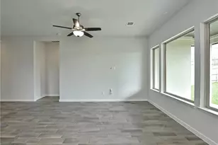 129 San Domenico Cv, Georgetown, TX 78628 - Photo 6