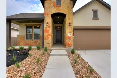 129 San Domenico Cove, Georgetown, TX 78628 - Photo 2
