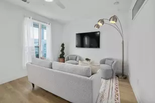 1701 Simond Ave, Austin, TX 78723 - Photo 10