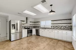 512 Woodford Dr, Cedar Park, TX 78613 - Photo 2