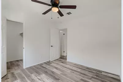 512 Woodford Drive, Cedar Park, TX 78613 - Photo 20
