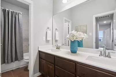 7906 Turnback Ledge Trail, Lago Vista, TX 78645 - Photo 24