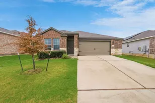 371 Jack Ryan St, Kyle, TX 78640 - Photo 2