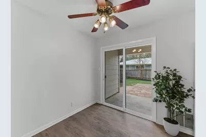 2711 Saint Edwards Circle, Austin, TX 78704 - Photo 16