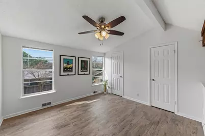 2711 Saint Edwards Circle, Austin, TX 78704 - Photo 18