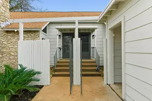 2711 St Edwards Cir, Austin, TX 78704 - Photo 22