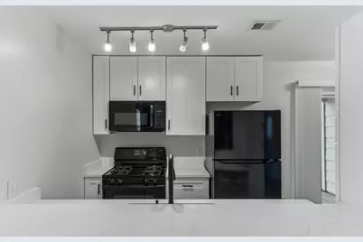 2711 Saint Edwards Circle, Austin, TX 78704 - Photo 28