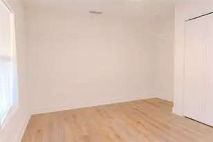 1120 Mark St, Austin, TX 78721 - Photo 10