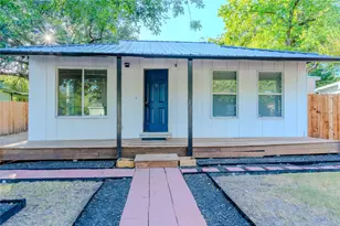 1120 Mark St, Austin, TX 78721 - Photo 2
