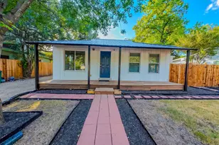 1120 Mark St, Austin, TX 78721 - Photo 1