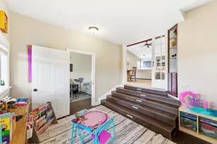 7210 Towering Oaks Dr, Austin, TX 78745 - Photo 24