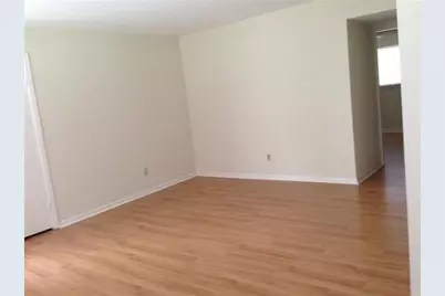 706 W 34th Street #102, Austin, TX 78705 - Photo 4