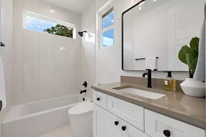 1702 Pennsylvania Avenue, Austin, TX 78702 - Photo 24