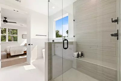 1702 Pennsylvania Avenue, Austin, TX 78702 - Photo 22