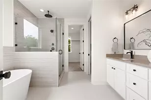 1702 Pennsylvania Ave, Austin, TX 78702 - Photo 20