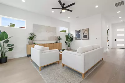 1702 Pennsylvania Avenue, Austin, TX 78702 - Photo 10