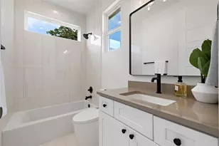 1702 Pennsylvania Ave, Austin, TX 78702 - Photo 24