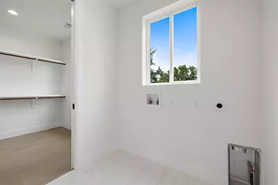 1702 Pennsylvania Avenue, Austin, TX 78702 - Photo 30