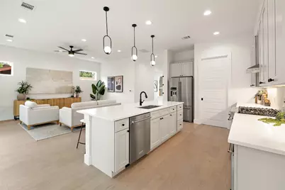 1702 Pennsylvania Avenue, Austin, TX 78702 - Photo 8