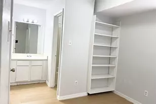 513 S Park Dr, Austin, TX 78704 - Photo 8