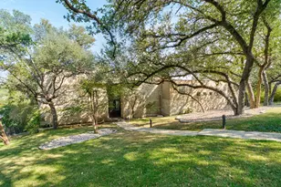 102 Canyon Cir W, Austin, TX 78746 - Photo 4