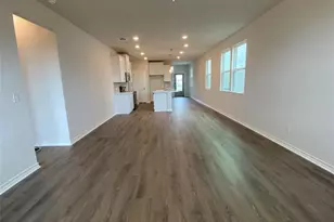 212 Breccia Trl, Liberty Hill, TX 78642 - Photo 4