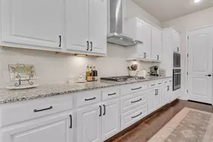 414 Painted Creek Way Way, Kyle, TX 78640 - Photo 8
