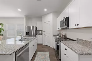 13005 Brahmin Dr, Austin, TX 78724 - Photo 6