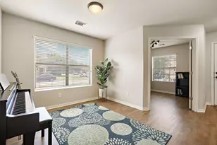 2531 St James Pl, Round Rock, TX 78665 - Photo 4