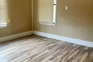 1120 St Paul St, Gonzales, TX 78629 - Photo 6