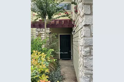 512 Eberhart Lane #605, Austin, TX 78745 - Photo 2
