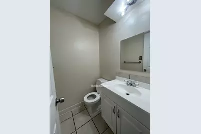 512 Eberhart Lane #605, Austin, TX 78745 - Photo 4