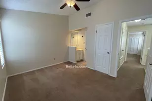 512 Eberhart Ln, Austin, TX 78745 - Photo 12