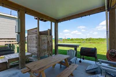 119 Beach Front Drive, Matagorda, TX 77457 - Photo 32