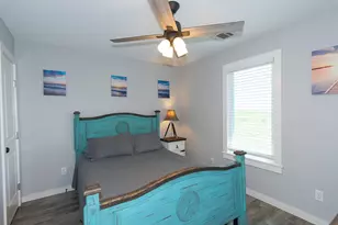119 Beach Front Dr, Matagorda, TX 77457 - Photo 20