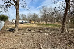 330 Joe Robinson Dr, Kyle, TX 78640 - Photo 1
