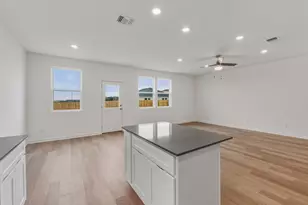 820 Cardenas St, San Marcos, TX 78666 - Photo 4