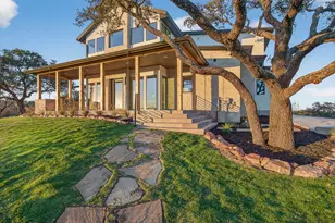 400 Emerald Way, Horseshoe Bay, TX 78657 - Photo 2