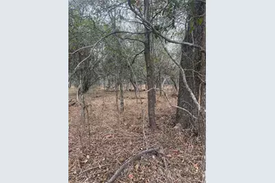 300 Riverside Drive, Bastrop, TX 78602 - Photo 4