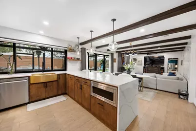 8707 Primrose Lane, Austin, TX 78757 - Photo 14